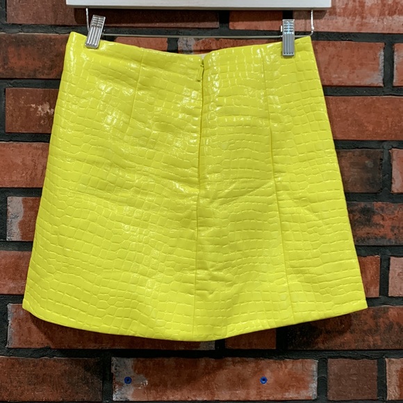 Tibi Croc Embossed Patent Mini Skirt in Yellow - Picture 5 of 10